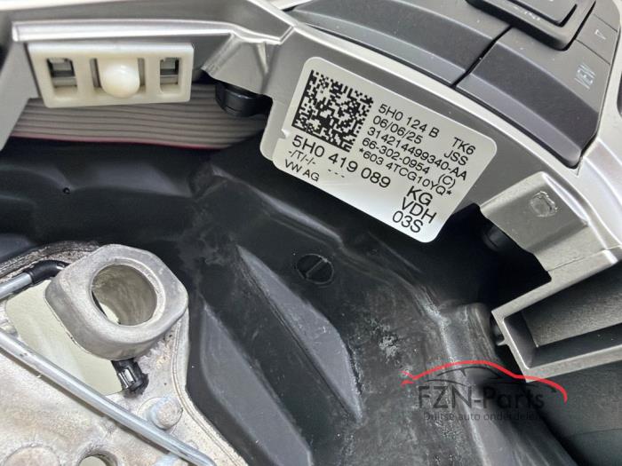 VW Golf 8 Stuur ACC+View+F1 leer