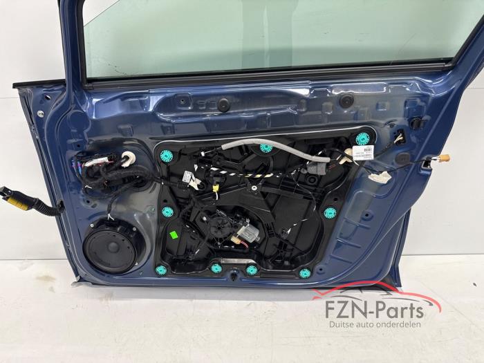 VW Golf 8 5H Portier Rechts-Voor LT5H