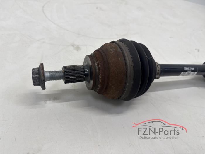VW Touran 5TA Aandrijfas links-voor