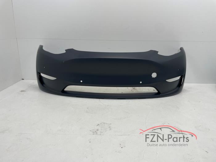 Tesla Model Y Voorbumper ongespoten 6 PDC