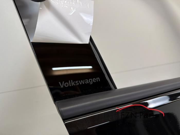 VW Golf 8 Portier Rechts-voor LY9T