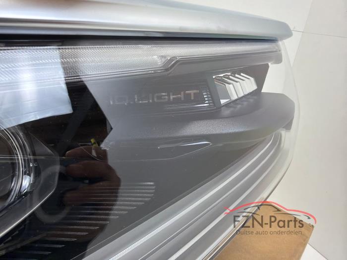 VW Amarok 2H IQ-Light Koplamp Rechts