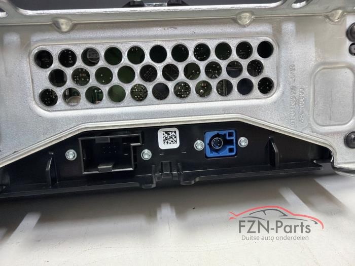 VW Golf 8 Facelift Multimedia Display scherm