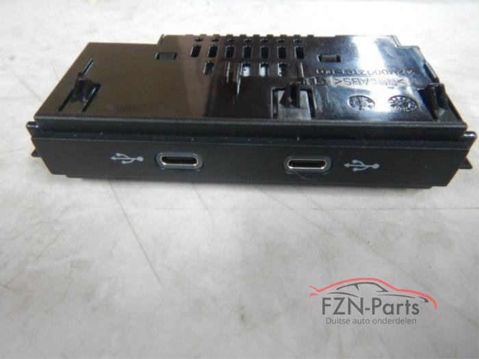 VW Touran 5TA AUX/USB Aansluiting