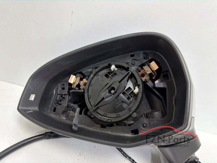 Audi A4 8W Spiegel Links