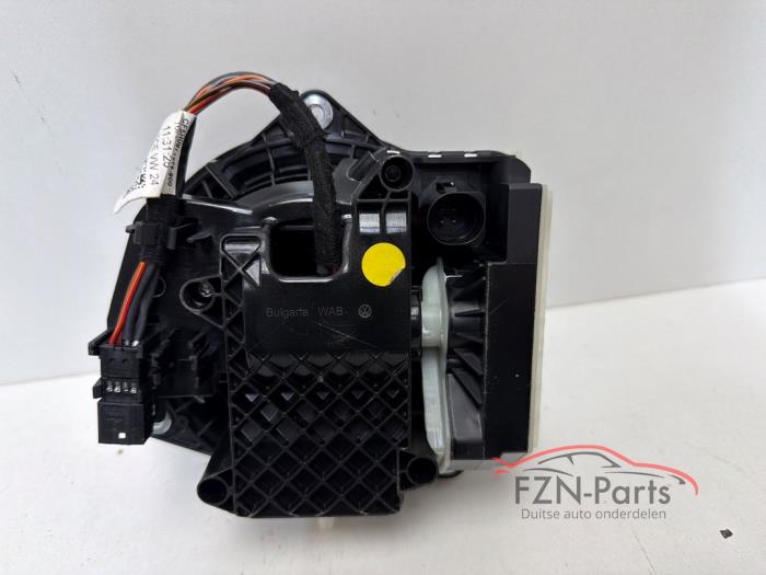 VW Golf 8 Achterklep Opener met Achteruitrijcamera