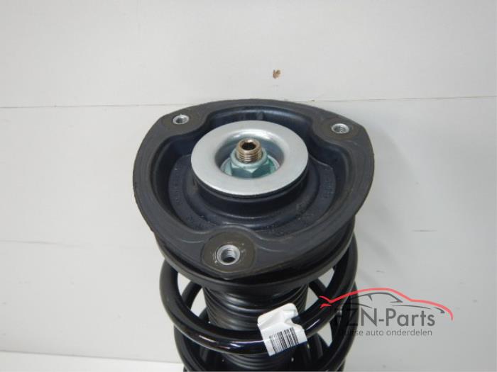 Fusee links-voor Volkswagen Tiguan (22729846)