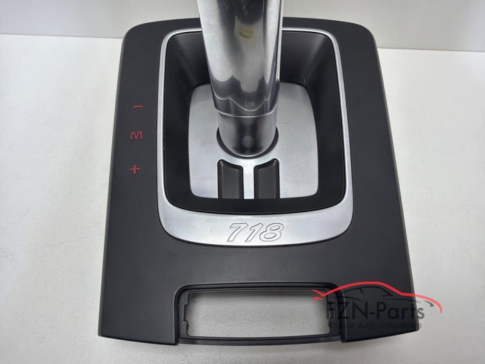 Porsche 718 Spyder Pook Alcantara