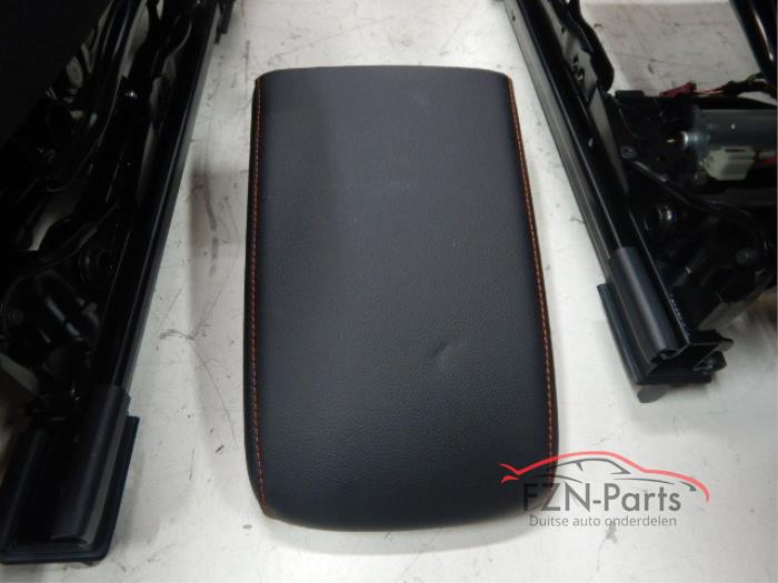 VW Tiguan 5NN Allspace interieur 7-persoons Alcatara Leer Stof