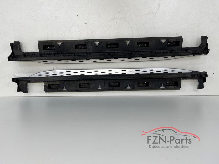 Mercedes-Benz GLE W166 Zijskirtset Treeplankenset L+R