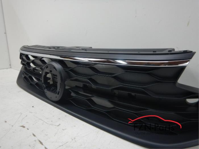 VW Taigo 2G7 Grille Honingmotief