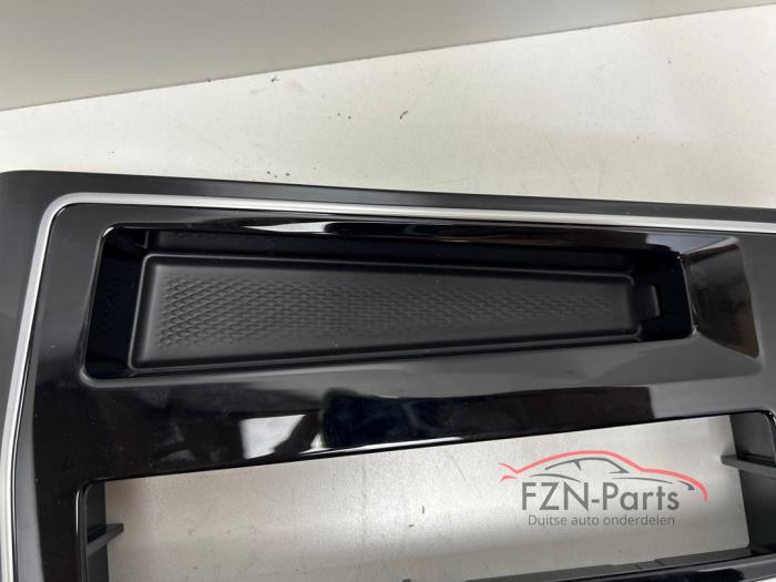 VW Golf 8 Facelift Middenconsole Hoogglans zwart USB-C