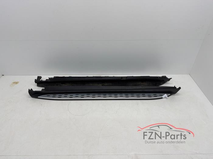 Mercedes-Benz GLE W166 Sideskirt Links Met Houder