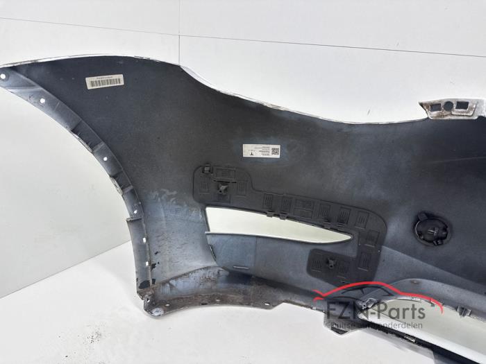 Tesla Model Y Voorbumper Wit