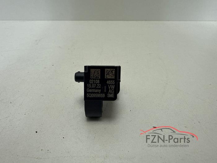 VW Touran 5TA Crashsensor