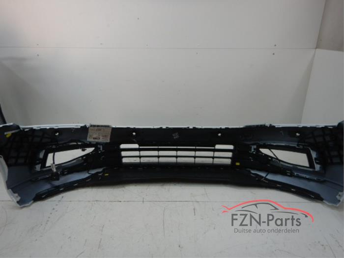 VW Passat B8 Facelift Voorbumper 4PDC LC9A