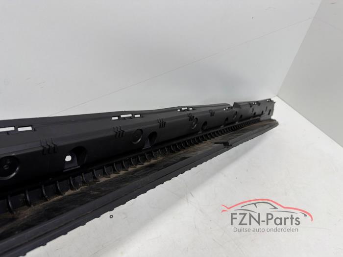 Mercedes-Benz GLE W166 Sideskirt Houder Links