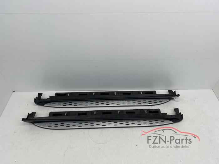 Mercedes-Benz GLE W166 Zijskirtset Treeplankenset L+R