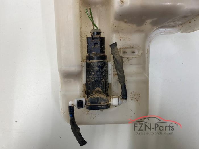 VW Golf 8 Ruitenvloeistof RVS Tank