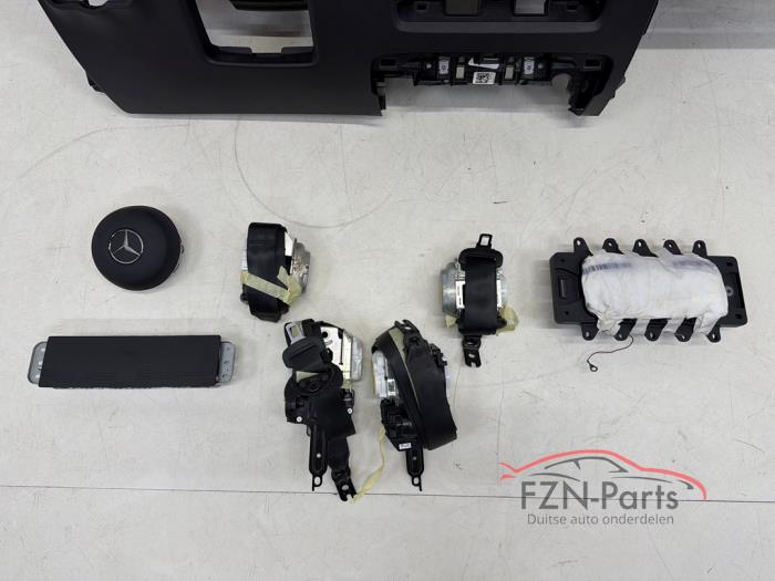 Mercedes-Benz GLB-Klasse X247 Dashboard Airbagset Zwart