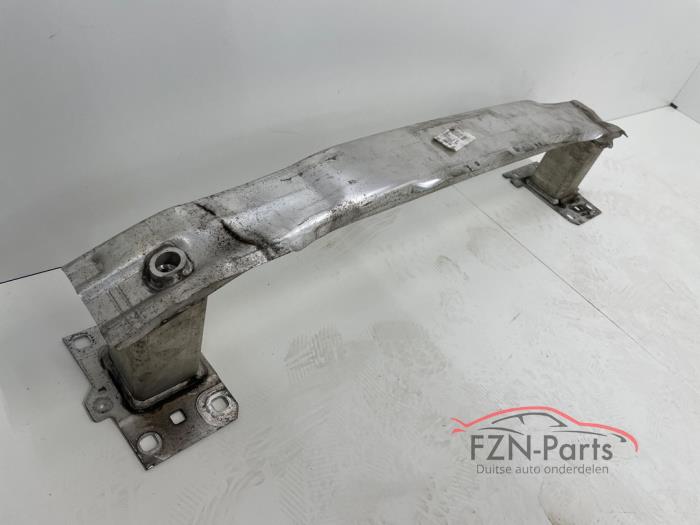 Audi A3 8V5 Sedan bumperbalk voozijde