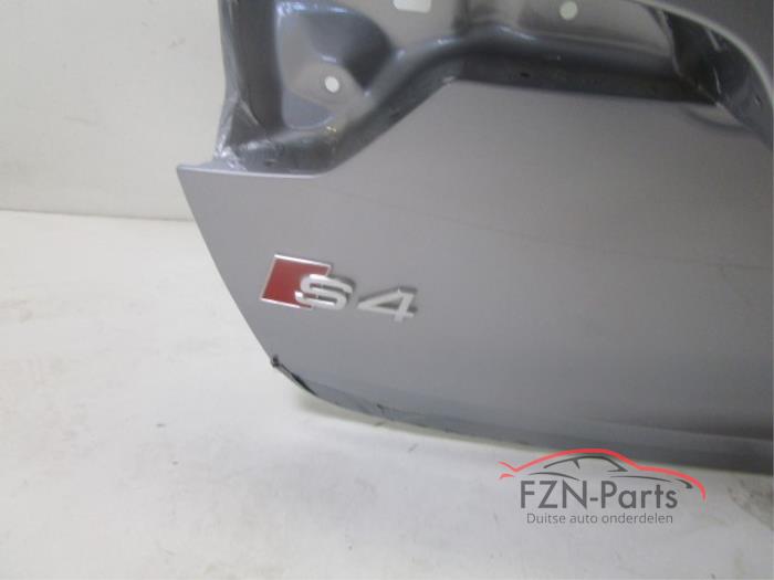 Audi A4 S4 8W S-Line Achterklep LZ7G Floret Silver