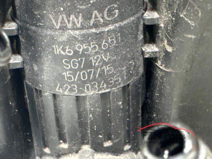 VW Golf 7 GTE RVS Ruitensproeier vloeistof tank zwart