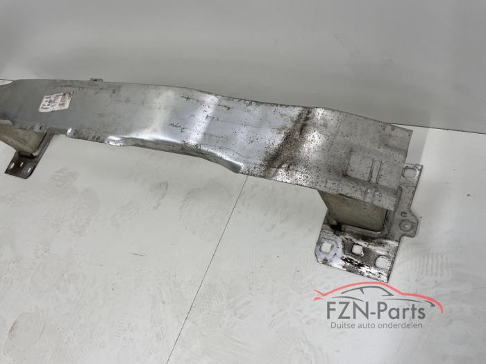 Audi A3 8V5 Sedan bumperbalk voozijde
