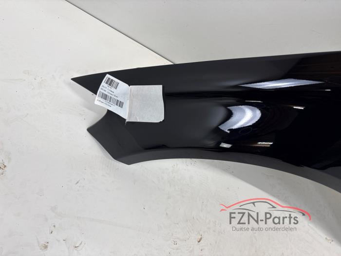 Mercedes-Benz W205 C-Klasse Zijscherm spatscherm Links-voor Zwart