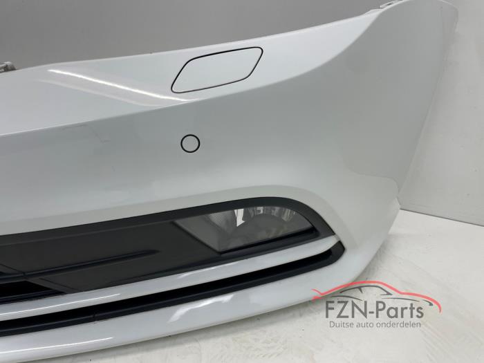 VW Jetta 5C6 Facelift Voorbumper 4PDC KLS Mistlampen LC9A