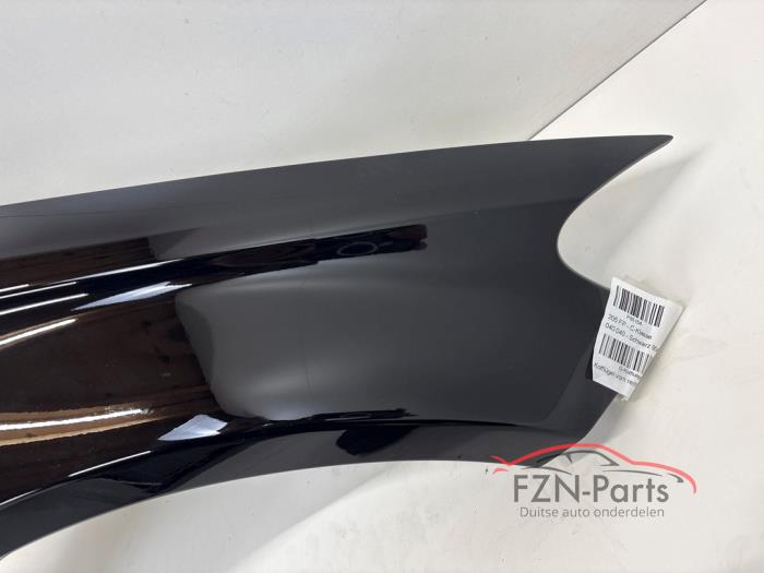 Mercedes-Benz W205 C-Klasse Zijscherm spatscherm rechts-voor Zwart