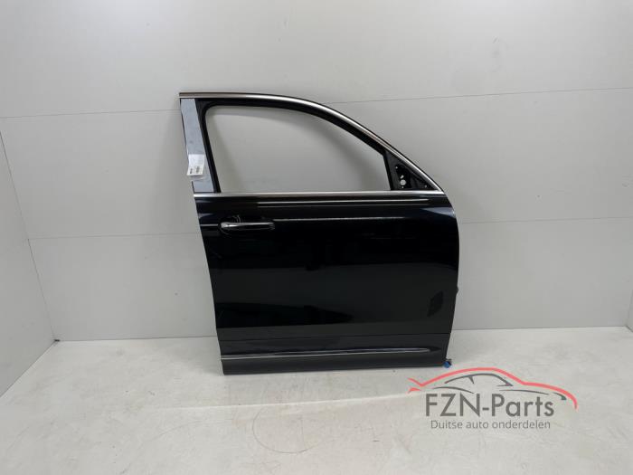 Mercedes-Benz X247 GLB-Klasse Portier Rechts-voor Zwart Chroom