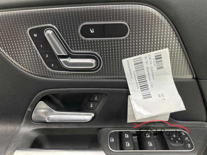 Mercedes-Benz X247 GLB-klasse Interieur 5 Zit Zwart Stof Leer