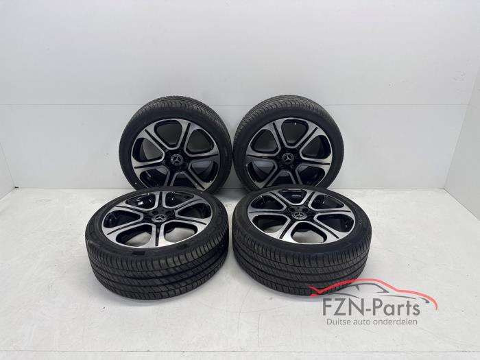 Mercedes-Benz W213 W238 Velgen set + Banden 4x Breed set