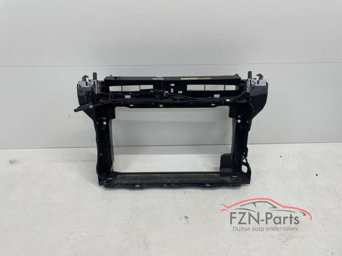 VW Caddy 2K7 Front met sloten