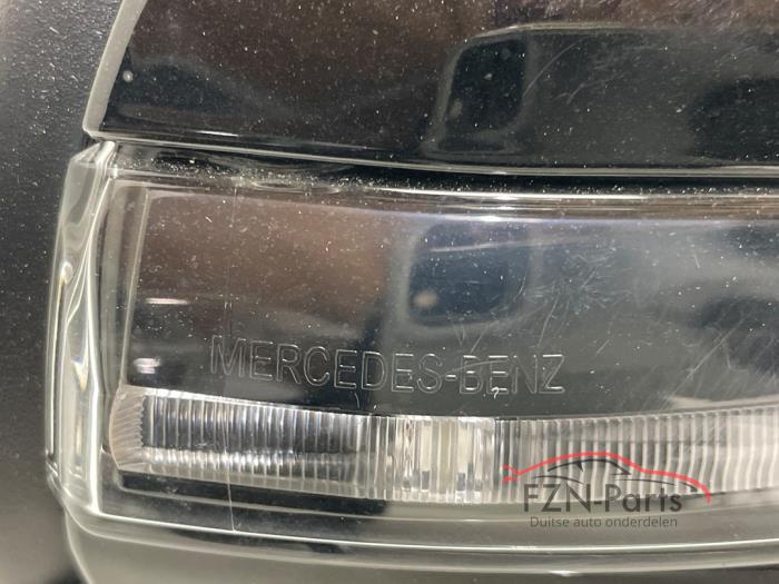 Mercedes-Benz GLB-Klasse X247 Zij buiten spiegel Rechts Inklapbaar