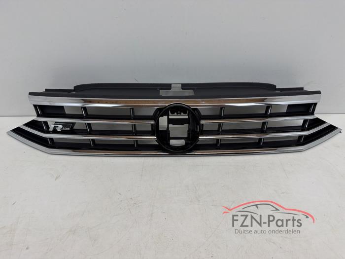VW Passat B8 Facelift R-Line Grille Chrome