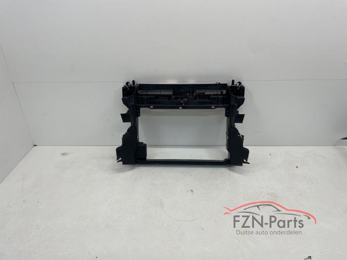 VW Caddy 2K7 Front met sloten