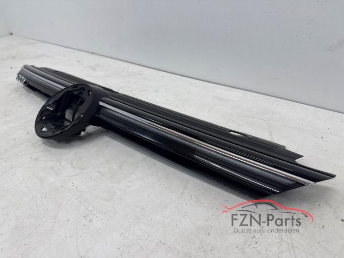 VW Golf 8 GTD Grille Hoogglans Zwart Chrome Verlicht