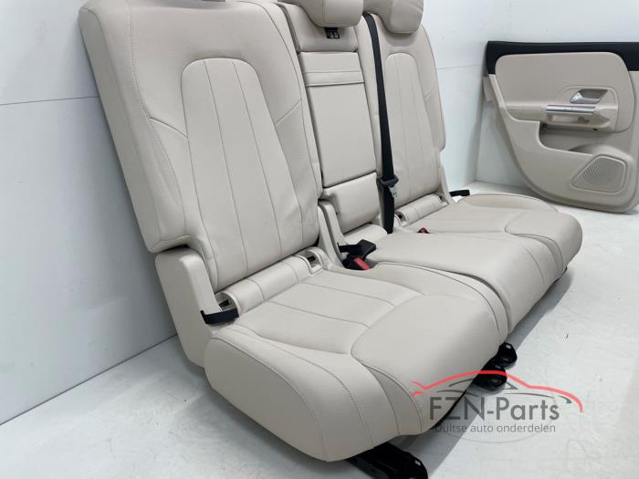 Mercedes-Benz GLB-Klasse Interieur Creme 5-Zits Compleet