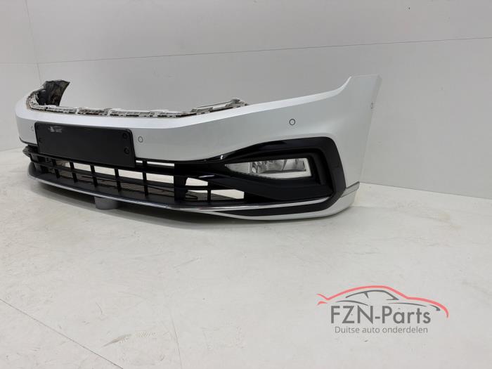 VW Passat B8 Variant Voorbumper 6PDC L0K1