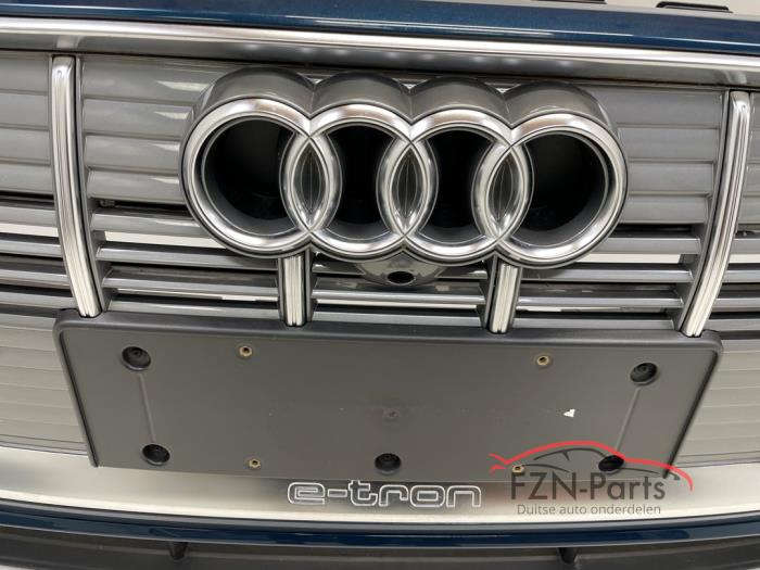 Voorbumper Audi E-Tron (25080482)