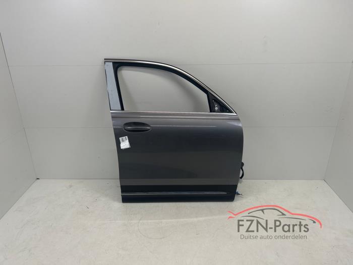 Mercedes-Benz GLB-Klasse X247 Portier Rechts-voor Grijs Chroom