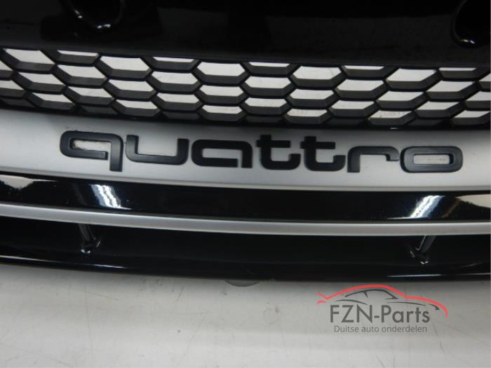 Audi TTRS 8S Voorbumper 4PDC LY9T