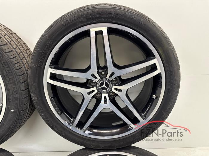 Mercedes-Benz GLE W166 Velgenset AMG-Line 21 Inch Zomerbanden