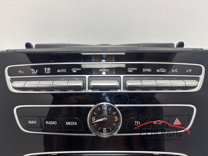 Mercedes-Benz W238 Cabrio Coupe Middenconsole Compleet