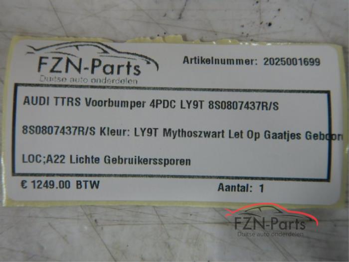 Audi TTRS 8S Voorbumper 4PDC LY9T