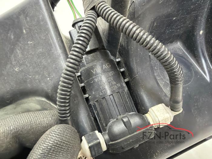 VW Golf 7 GTE 1.4 TSI Ruitensproeier Tank Met Pomp