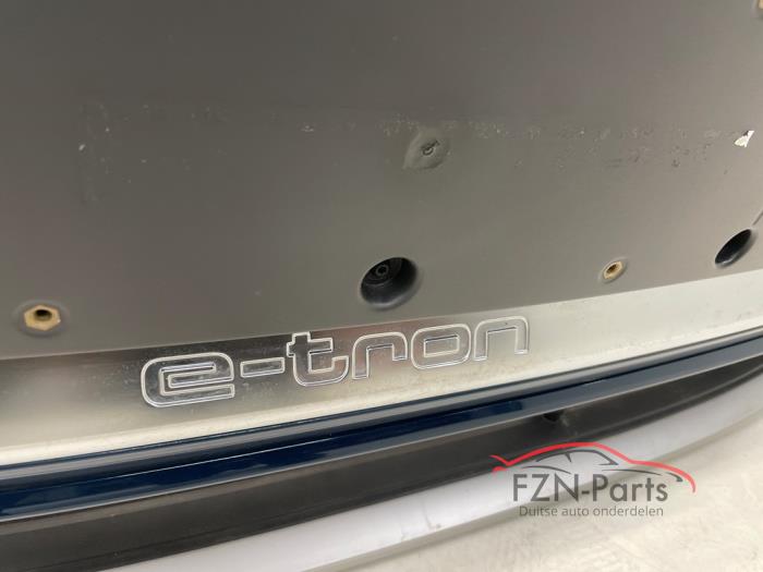 Voorbumper Audi E-Tron (25080482)