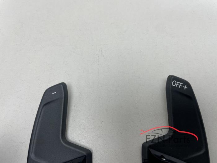 VW Golf 8 R Schakelflipper set Links Rechts Grijs